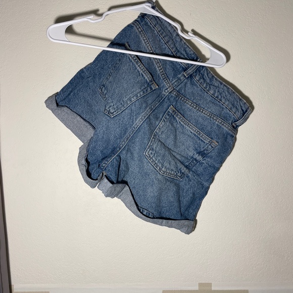 Chic Black Top Denim Short Bundle Set - Size S - Picture 6 of 7